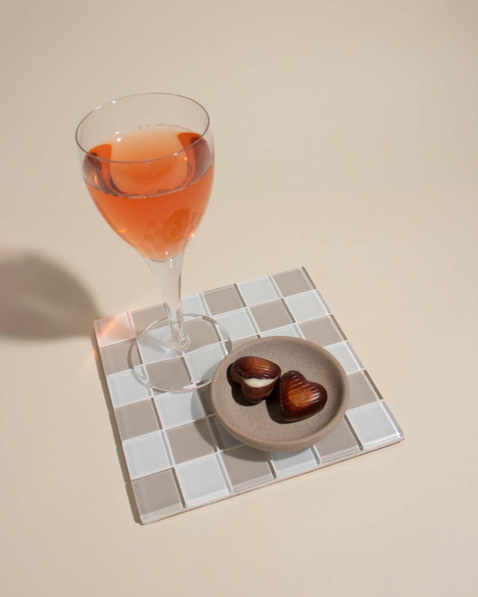 GLASS TILE DECORATIVE TRAY in Beige Checkered