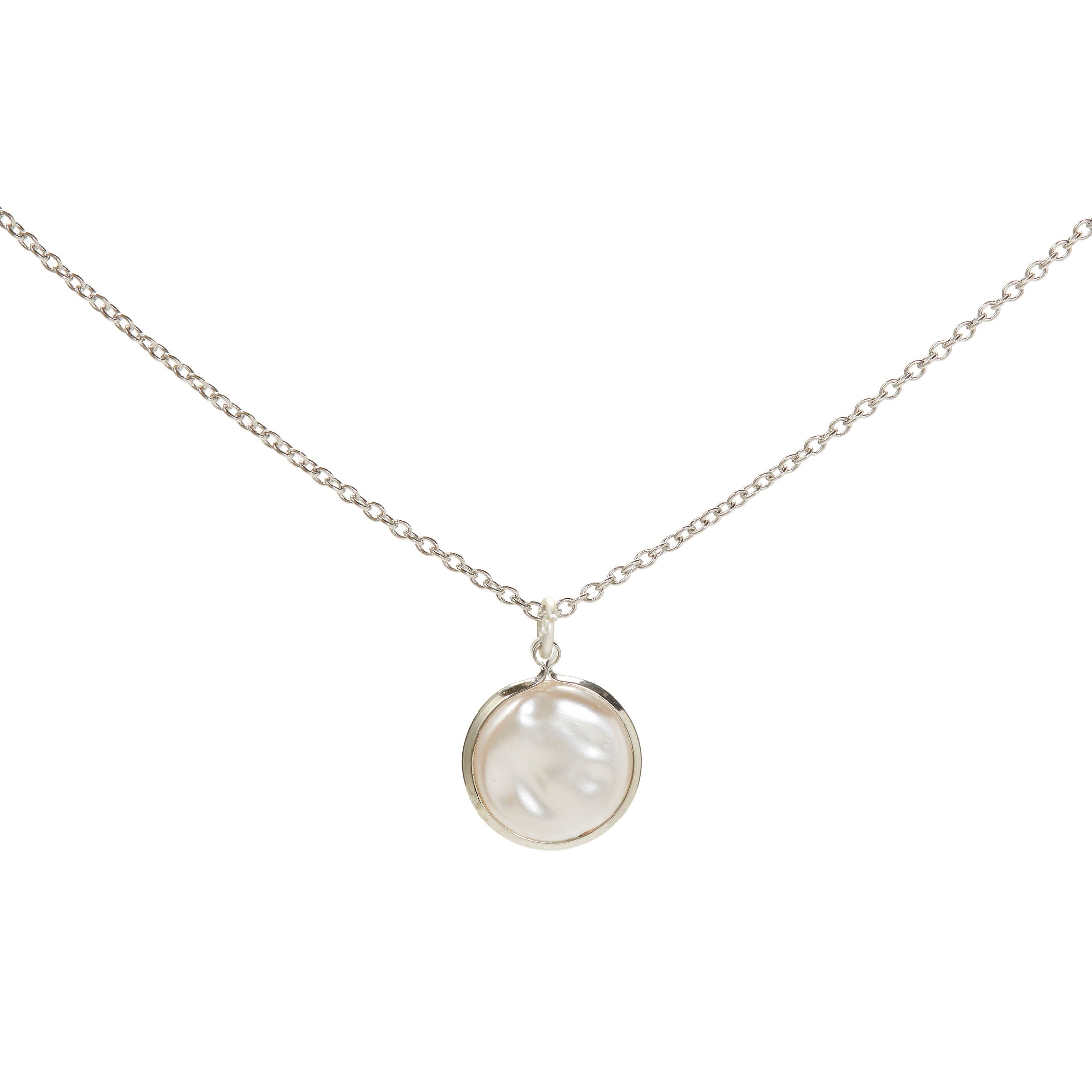 Dainty Fresh Water Pearl Necklace